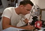 Immagine di Oceanic sondaggio laboratorio nave Oceano Pacifico, 1963, secondo 34 filmato di repertorio 65675031522