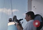 Standbild mit Sextant auf ozeanischen Umfrage Schiff Pazifik, 1963, aus Sekunde 8 historischem Filmmaterial Videoclip 65675031523