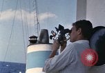 Standbild mit Sextant auf ozeanischen Umfrage Schiff Pazifik, 1963, aus Sekunde 9 historischem Filmmaterial Videoclip 65675031523