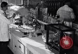 Immagine di Laboratorio di Ford pianta in acciaio United States USA, 1937, secondo 15 filmato di repertorio 65675031528