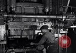 Immagine di Ford pianta in acciaio United States USA, 1927, secondo 40 filmato di repertorio 65675031531
