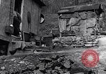 Immagine di Città Steelmill durante la depressione United States USA, 1939, secondo 45 filmato di repertorio 65675031538