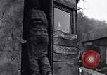 Immagine di Città Steelmill durante la depressione United States USA, 1939, secondo 51 filmato di repertorio 65675031538