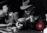 Immagine di Pranzi veloci nella città di New York New York City USA, 1939, secondo 19 filmato di repertorio 65675031540