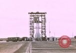 Standbild V-2 Rakete Alamogordo New Mexico USA, 1945, aus Sekunde 14 historischem Filmmaterial Videoclip 65675031545