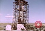 Standbild V-2 Rakete Alamogordo New Mexico USA, 1945, aus Sekunde 20 historischem Filmmaterial Videoclip 65675031546