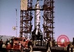 Standbild V-2 Rakete Alamogordo New Mexico USA, 1945, aus Sekunde 45 historischem Filmmaterial Videoclip 65675031546