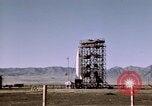 Standbild V-2 Rakete Alamogordo New Mexico USA, 1945, aus Sekunde 37 historischem Filmmaterial Videoclip 65675031547