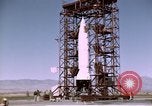 Standbild V-2 Rakete Alamogordo New Mexico USA, 1945, aus Sekunde 42 historischem Filmmaterial Videoclip 65675031547