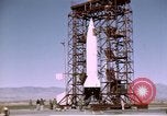 Standbild V-2 Rakete Alamogordo New Mexico USA, 1945, aus Sekunde 44 historischem Filmmaterial Videoclip 65675031547