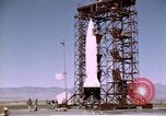 Standbild V-2 Rakete Alamogordo New Mexico USA, 1945, aus Sekunde 51 historischem Filmmaterial Videoclip 65675031547