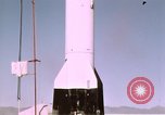 Standbild V-2 Rakete Alamogordo New Mexico USA, 1945, aus Sekunde 19 historischem Filmmaterial Videoclip 65675031548
