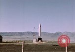 Standbild V-2 Rakete Alamogordo New Mexico USA, 1945, aus Sekunde 46 historischem Filmmaterial Videoclip 65675031548