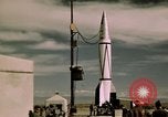 Standbild V-2 Rakete New Mexico United States USA, 1945, aus Sekunde 51 historischem Filmmaterial Videoclip 65675031550