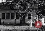 Standbild weiss Kinder South Carolina United States USA, 1936, aus Sekunde 13 historischem Filmmaterial Videoclip 65675031560