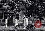 Standbild weiss Kinder South Carolina United States USA, 1936, aus Sekunde 15 historischem Filmmaterial Videoclip 65675031560