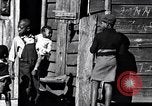 Immagine di Negro condizioni di alloggiamento South Carolina United States USA, 1936, secondo 48 filmato di repertorio 65675031575