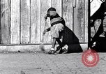 Immagine di Negro condizioni di alloggiamento South Carolina United States USA, 1936, secondo 56 filmato di repertorio 65675031575