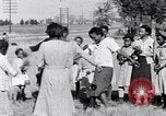 Standbild Afroamerikanische Frauen tanzen South Carolina United States USA, 1936, aus Sekunde 3 historischem Filmmaterial Videoclip 65675031583