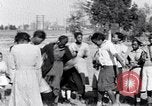 Standbild Afroamerikanische Frauen tanzen South Carolina United States USA, 1936, aus Sekunde 7 historischem Filmmaterial Videoclip 65675031583
