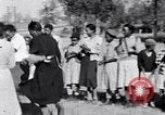 Standbild Afroamerikanische Frauen tanzen South Carolina United States USA, 1936, aus Sekunde 13 historischem Filmmaterial Videoclip 65675031583