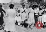 Standbild Afroamerikanische Frauen tanzen South Carolina United States USA, 1936, aus Sekunde 16 historischem Filmmaterial Videoclip 65675031583