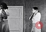 Immagine di Alunni afro-americani in classe drammatica Washington DC USA, 1939, secondo 35 filmato di repertorio 65675031593