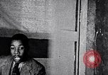 Immagine di Alunni afro-americani in classe drammatica Washington DC USA, 1939, secondo 53 filmato di repertorio 65675031593