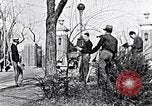 Immagine di Gli studenti dell'università afroamericana usano il transito Washington DC USA, 1939, secondo 8 filmato di repertorio 65675031594