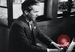 Standbild Outdoor Orgel in Kufstein Festung Turm Kufstein Österreich, 1944, aus Sekunde 41 historischem Filmmaterial Videoclip 65675031596