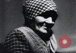 Standbild landwirtschaftlichen Praktiken Steiermark Österreich, 1944, aus Sekunde 22 historischem Filmmaterial Videoclip 65675031597
