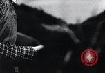 Standbild landwirtschaftlichen Praktiken Steiermark Österreich, 1944, aus Sekunde 24 historischem Filmmaterial Videoclip 65675031597