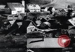 Standbild landwirtschaftlichen Praktiken Steiermark Österreich, 1944, aus Sekunde 45 historischem Filmmaterial Videoclip 65675031597