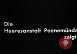 Standbild A-4 Modell der V-2 Rakete Peenemunde Deutschland, 1942, aus Sekunde 7 historischem Filmmaterial Videoclip 65675031611