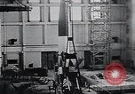 Standbild A-4 Rakete Peenemunde Deutschland, 1942, aus Sekunde 32 historischem Filmmaterial Videoclip 65675031612