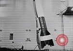 Standbild A-4 Rakete Peenemunde Deutschland, 1942, aus Sekunde 44 historischem Filmmaterial Videoclip 65675031612