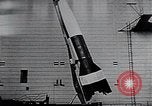 Standbild A-4 Rakete Peenemunde Deutschland, 1942, aus Sekunde 54 historischem Filmmaterial Videoclip 65675031612