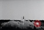 Standbild A-4 Rakete Peenemunde Deutschland, 1942, aus Sekunde 36 historischem Filmmaterial Videoclip 65675031613