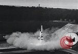 Standbild A-4 Rakete Peenemunde Deutschland, 1942, aus Sekunde 14 historischem Filmmaterial Videoclip 65675031615