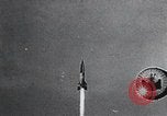 Standbild A-4 Rakete Peenemunde Deutschland, 1942, aus Sekunde 26 historischem Filmmaterial Videoclip 65675031615