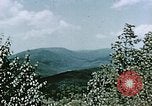 Standbild Blue Ridge Mountains Albemarle Virginia USA, 1944, aus Sekunde 50 historischem Filmmaterial Videoclip 65675031617