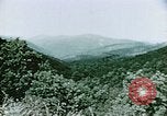 Standbild Blue Ridge Mountains Albemarle Virginia USA, 1944, aus Sekunde 60 historischem Filmmaterial Videoclip 65675031617