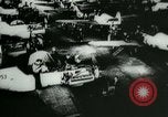 Standbild Deutsche Kriegsmaterial Mitarbeiter der Produktion Deutschland, 1944, aus Sekunde 10 historischem Filmmaterial Videoclip 65675031630