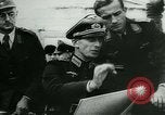 Standbild Deutsche Soldaten Malerei Szenen in Griechenland Griechenland, 1944, aus Sekunde 7 historischem Filmmaterial Videoclip 65675031631