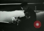 Standbild Deutsche Soldaten Malerei Szenen in Griechenland Griechenland, 1944, aus Sekunde 19 historischem Filmmaterial Videoclip 65675031631