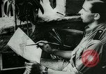 Standbild Deutsche Soldaten Malerei Szenen in Griechenland Griechenland, 1944, aus Sekunde 26 historischem Filmmaterial Videoclip 65675031631