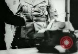 Standbild Deutscher Oberst Wilhelm General Heinz Guderian Nürnberg Deutschland, 1944, aus Sekunde 43 historischem Filmmaterial Videoclip 65675031632