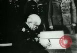 Standbild Deutscher Oberst Wilhelm General Heinz Guderian Nürnberg Deutschland, 1944, aus Sekunde 54 historischem Filmmaterial Videoclip 65675031632