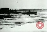 Standbild deutsche Soldaten Vorbereiten für den Kampf mit der sowjetischen Streitkräfte Russland, 1944, aus Sekunde 13 historischem Filmmaterial Videoclip 65675031634
