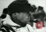 Standbild deutsche Soldaten Vorbereiten für den Kampf mit der sowjetischen Streitkräfte Russland, 1944, aus Sekunde 21 historischem Filmmaterial Videoclip 65675031634